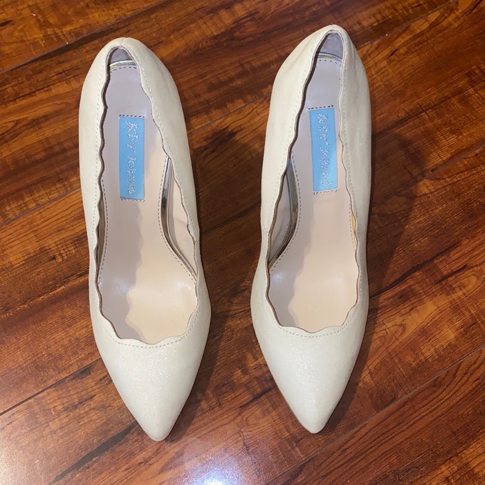 Betsey Johnson “something blue” bridal heels sz 7